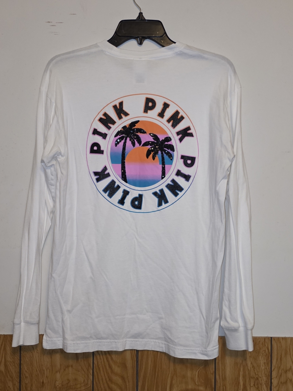 PINK Long-Sleeve Graphic Tee in White with Sunset Palm Print